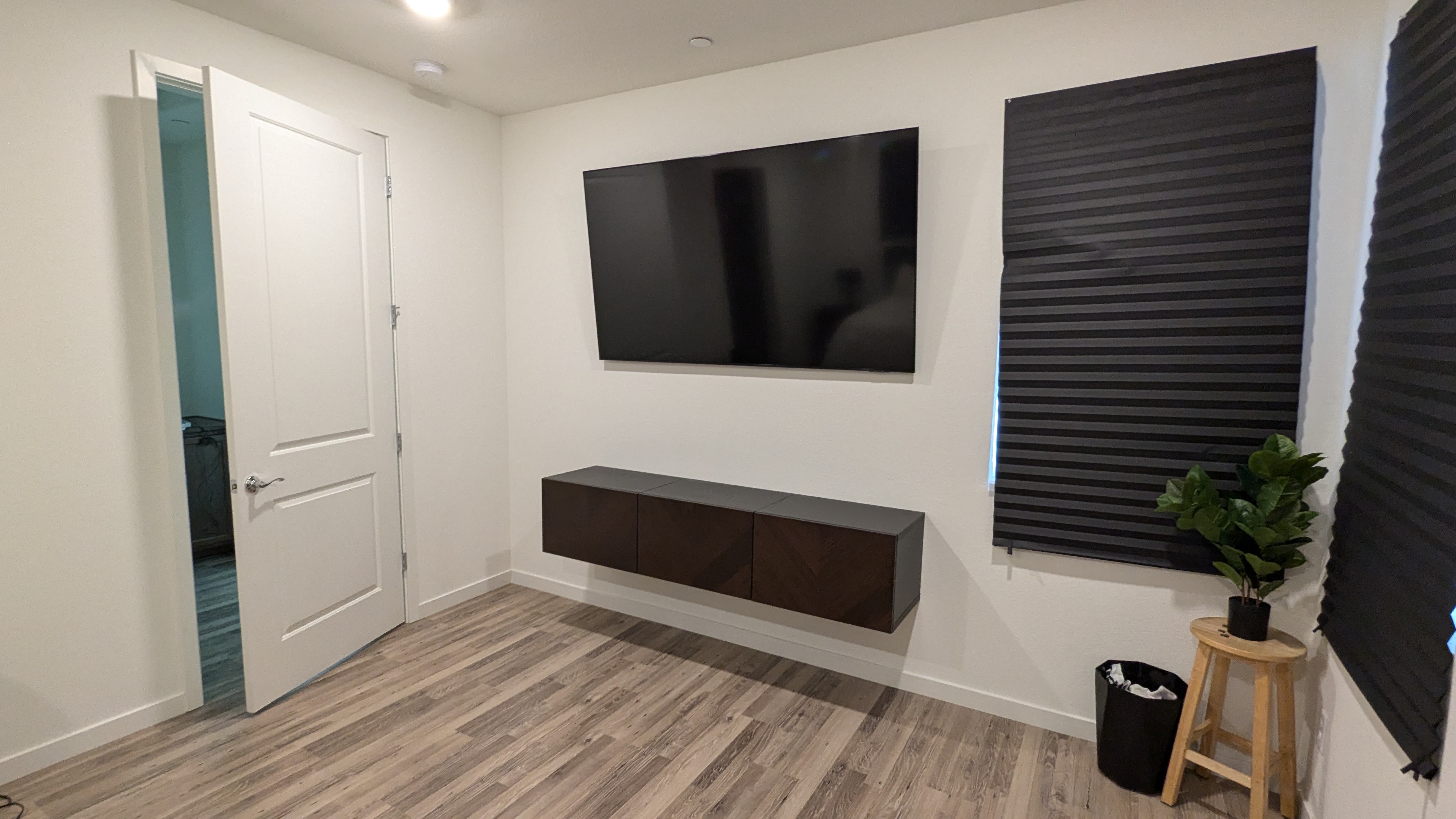 TV with floating console in West Sacramento, CA